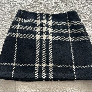 Burberry Plaid Black and White Women's Skirt